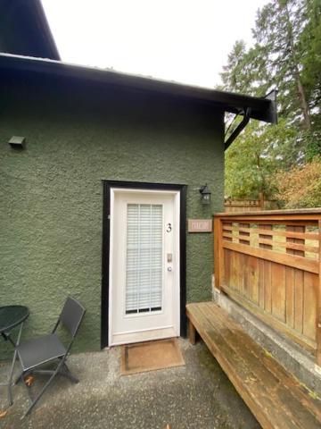 Guest Suites On Benvenuto Brentwood Bay Exterior foto