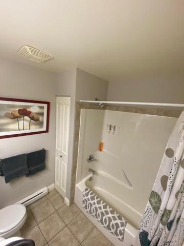 Guest Suites On Benvenuto Brentwood Bay Exterior foto